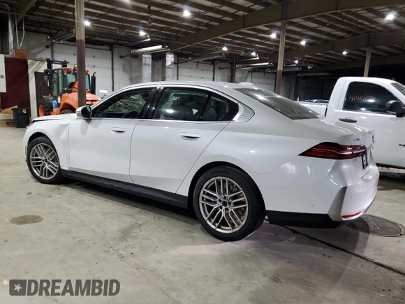2024 BMW 5 Series 530i xDrive with VIN WBA53FJ00RCR24638, listed as a Copart auction lot 86607124 with 0 mi miles and Salvage Title. Bid and sale history available at carsss.com. Image 2.