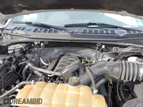 2016 Ford F-150 XLT with VIN 1FTFX1EF5GFC75380, listed as a IAAI auction lot 41994753 with 180,858 mi miles and . Bid and sale history available at carsss.com. Image 10.