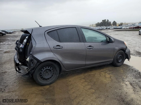 2013 Toyota Prius c One with VIN JTDKDTB31D1547574, listed as a Copart auction lot 49101155 with 131,732 mi miles and Salvage Title. Bid and sale history available at carsss.com. Image 3.