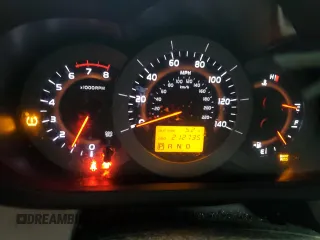 2007 Toyota RAV4 with VIN JTMZD33V375038517, listed as a Copart auction lot 55731575 with 212,735 mi miles and Clean Title. Bid and sale history available at carsss.com. Image 9.