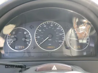 2005 Mercedes-Benz M 350 z VIN 4JGAB57E25A538743, wystawiony jako Copart lot #51050965 z przebiegiem 130 204 mil mil oraz Szkoda całkowita • Salvage title. Historia ofert i sprzedaży dostępna na DreamBid. Obrazek 9.