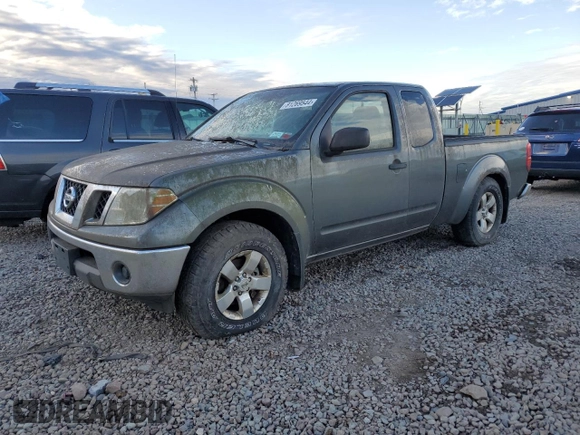 2009 Nissan Frontier SE z VIN 1N6AD06W89C420134, wystawiony jako Copart lot #81269544 z przebiegiem 155 309 mil mil oraz Czysty tytuł • Clean title. Historia ofert i sprzedaży dostępna na DreamBid. Obrazek 1.