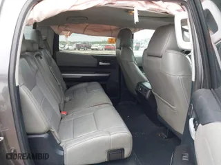 2016 Toyota Tundra 4WD Truck LTD with VIN 5TFHW5F19GX490700, listed as a IAAI auction lot 41958974 with 252,002 mi miles. Bid and sale history available at carsss.com. Image 8.