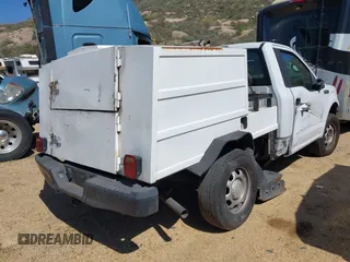 2017 Ford F-150 XL with VIN 1FTMF1C84HKE37930, listed as a IAAI auction lot 41817185 with 140,280 mi miles. Bid and sale history available at carsss.com. Image 4.