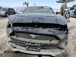 2020 Ford Mustang GT z VIN 1FA6P8CF0L5101122, wystawiony jako Copart lot #64829145 z przebiegiem 28 632 mil mil oraz Szkoda całkowita • Salvage title. Historia ofert i sprzedaży dostępna na DreamBid. Obrazek 5.