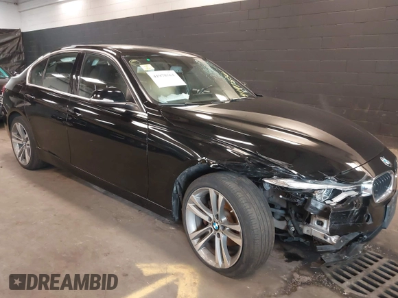 2018 BMW 3 Series 330i xDrive with VIN WBA8D9G51JNU72738, listed as a IAAI auction lot 41978561 with 71,219 mi miles. Bid and sale history available at carsss.com. Image 6.