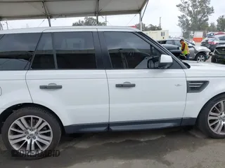 2011 Land Rover Range Rover Sport HSE Lux with VIN SALSK2D43BA702850, listed as a IAAI auction lot 42116624 with 99,733 mi miles and . Bid and sale history available at DreamBid. Image 13.