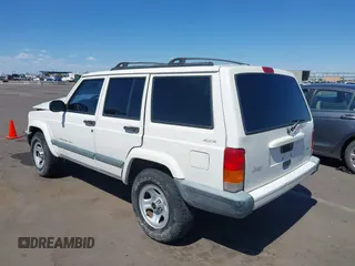 2000 Jeep Cherokee z VIN 1J4FF48S3YL236054, wystawiony jako IAAI lot #42217775 z przebiegiem 192 826 mil mil oraz . Historia ofert i sprzedaży dostępna na DreamBid. Obrazek 3.