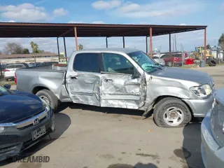 2005 Toyota Tundra SR5 with VIN 5TBET34125S464051, listed as a IAAI auction lot 41551540 with 374,191 mi miles. Bid and sale history available at carsss.com. Image 13.