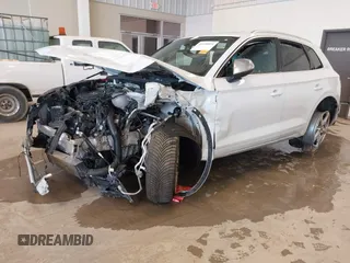 2022 Audi SQ5 Premium Plus with VIN WA1B4AFY5N2043366, listed as a IAAI auction lot 41528425 with 1 mi miles. Bid and sale history available at carsss.com. Image 19.
