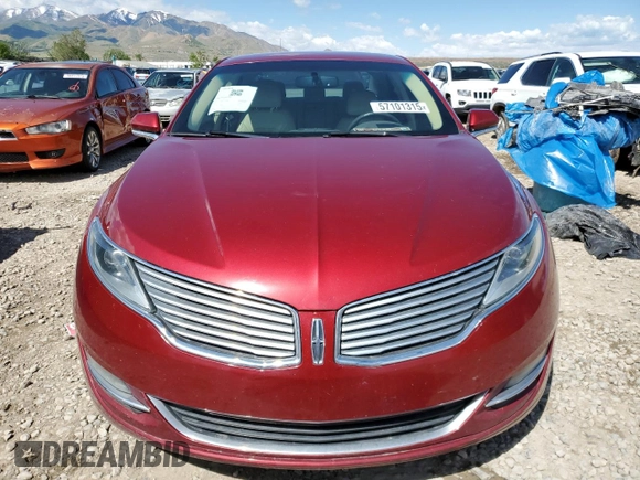 2013 Lincoln MKZ z VIN 3LN6L2G95DR804619, wystawiony jako Copart lot #57101315 z przebiegiem Nie podano mil oraz Szkoda całkowita • Salvage title. Historia ofert i sprzedaży dostępna na DreamBid. Obrazek 5.