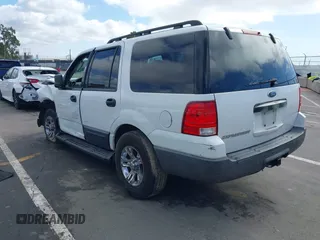 2006 Ford Expedition XLS with VIN 1FMPU13596LA38314, listed as a IAAI auction lot 41577982 with 154,752 mi miles. Bid and sale history available at carsss.com. Image 3.