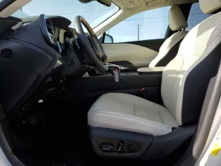 2023 Lexus RX 350 z VIN JTJCHMAA6P2008927, wystawiony jako Copart lot #58162815 z przebiegiem 7 340 mil mil oraz Szkoda całkowita • Salvage title. Historia ofert i sprzedaży dostępna na DreamBid. Obrazek 7.