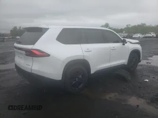 2024 Toyota Highlander XLE with VIN 5TDAAAB56RS056857, listed as a Copart auction lot 55140015 with 11,832 mi miles and Salvage title. Bid and sale history available at DreamBid. Image 3.