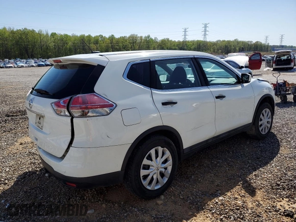 2016 Nissan Rogue SV with VIN 5N1AT2MT8GC743313, listed as a Copart auction lot 51860035 with 213,274 mi miles and Salvage Title. Bid and sale history available at carsss.com. Image 3.