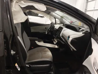 2016 Toyota Prius Four with VIN JTDKARFU0G3507820, listed as a IAAI auction lot 41501151 with 184,841 mi miles. Bid and sale history available at carsss.com. Image 5.