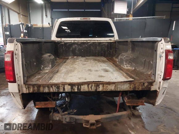 2014 Ford F-250 XL with VIN 1FT7W2A69EEA14162, listed as a IAAI auction lot 41801558 with 240,201 mi miles and . Bid and sale history available at DreamBid. Image 15.
