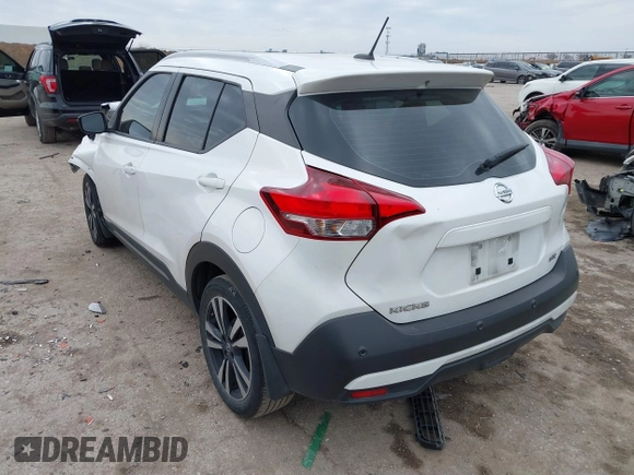 2020 Nissan Kicks SR with VIN 3N1CP5DV1LL556436, listed as a IAAI auction lot 41576013 with 97,953 mi miles. Bid and sale history available at carsss.com. Image 3.