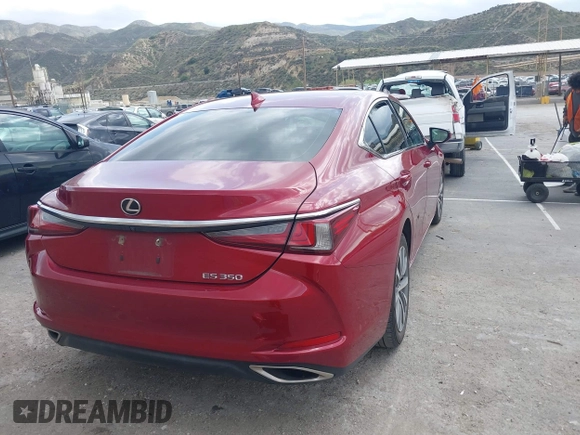 2019 Lexus ES with VIN 58ABZ1B15KU023025, listed as a IAAI auction lot 41913830 with 49,694 mi miles. Bid and sale history available at carsss.com. Image 4.