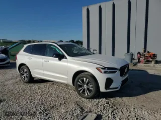 2025 Volvo XC60 Core with VIN YV4M12RJ9S1087235, listed as a Copart auction lot 42306425 with 1,769 mi miles and Salvage Title. Bid and sale history available at carsss.com. Image 11.