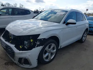 2023 Audi Q5 S line Premium Plus z VIN WA1EAAFY4P2175625, wystawiony jako IAAI lot #41483936 z przebiegiem 14 311 mil mil oraz . Historia ofert i sprzedaży dostępna na DreamBid. Obrazek 2.