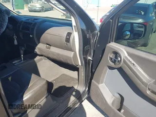 2006 Nissan Xterra SE with VIN 5N1AN08UX6C546126, listed as a IAAI auction lot 41772816 with 206,358 mi miles and . Bid and sale history available at carsss.com. Image 5.