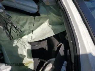 2015 Nissan Rogue SL z VIN 5N1AT2MV1FC910773, wystawiony jako Copart lot #59947695 z przebiegiem Nie podano mil oraz Nie do naprawy • Non repairable. Historia ofert i sprzedaży dostępna na DreamBid. Obrazek 10.