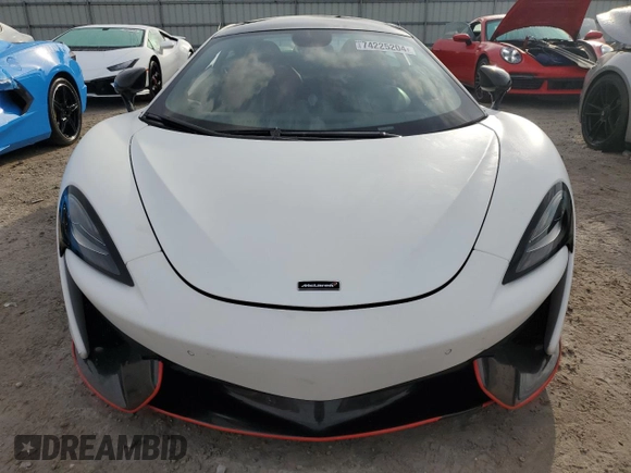 2017 McLaren 570S z VIN SBM13DAA8HW001701, wystawiony jako Copart lot #74225204 z przebiegiem Nie podano mil oraz Nie do naprawy • Non repairable. Historia ofert i sprzedaży dostępna na DreamBid. Obrazek 5.