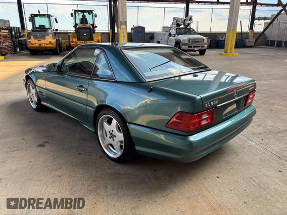 2002 Mercedes-Benz SL 500 with VIN WDBFA68F42F204673, listed as a Copart auction lot 56757525 with 32,967 mi miles and Clean title. Bid and sale history available at DreamBid. Image 3.