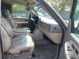 2001 GMC Yukon XL SLE with VIN 3GKFK16T01G144130, listed as a IAAI auction lot 41908702 with 263,081 mi miles. Bid and sale history available at carsss.com. Image 5.