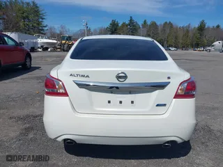 2013 Nissan Altima 2.5 SL with VIN 1N4AL3AP6DN513695, listed as a IAAI auction lot 41933132 with 183,366 mi miles. Bid and sale history available at carsss.com. Image 12.