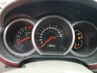 2006 Suzuki Grand Vitara Luxury with VIN JS3TD947364101307, listed as a Copart auction lot 55037585 with 198,616 mi miles and Salvage title. Bid and sale history available at DreamBid. Image 9.