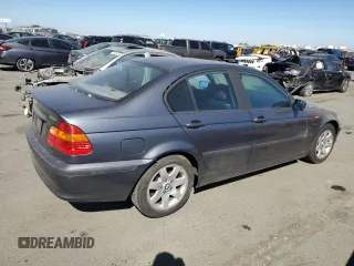 2002 BMW 3 Series 325i with VIN WBAEV33452KL75149, listed as a Copart auction lot 73056554 with 176,046 mi miles and Clean Title. Bid and sale history available at carsss.com. Image 3.