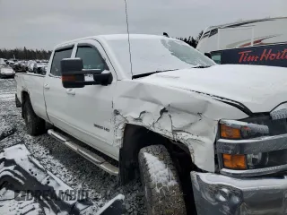2015 Chevrolet Silverado 3500HD LT with VIN 1GC4KZE8XFF618267, listed as a Copart auction lot 87687325 with 156,087 mi miles and Non Repairable. Bid and sale history available at carsss.com. Image 4.