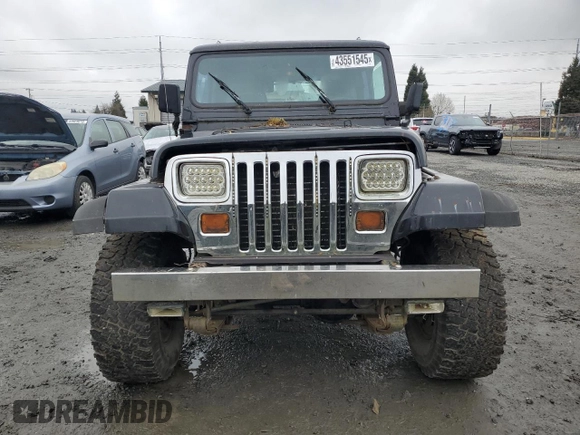 1992 Jeep Wrangler with VIN 2J4FY29S2NJ525697, listed as a Copart auction lot 43551545 with 281,770 mi miles and Salvage Title. Bid and sale history available at carsss.com. Image 5.