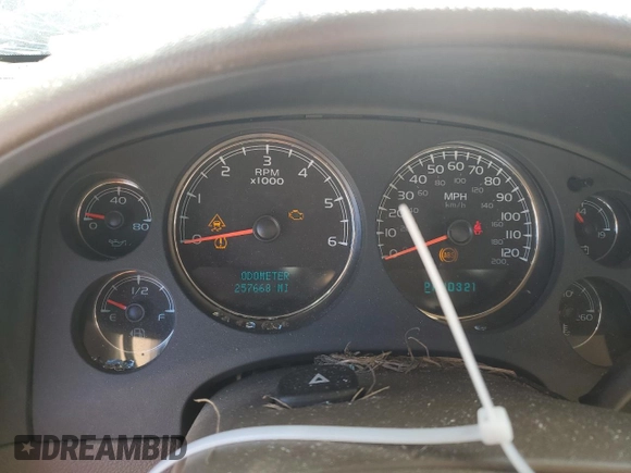 2008 GMC Yukon XL SLE w/3SA with VIN 1GKFC16008R234469, listed as a Copart auction lot 87145824 with 257,668 mi miles and Salvage Title. Bid and sale history available at carsss.com. Image 9.
