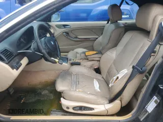 2005 BMW 3 Series 325Ci z VIN WBABW33435PL36700, wystawiony jako Copart lot #59435335 z przebiegiem Nie podano mil oraz Czysty tytuł • Clean title. Historia ofert i sprzedaży dostępna na DreamBid. Obrazek 7.