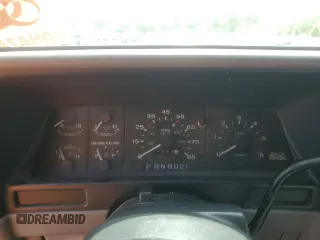 1994 Ford Explorer Eddie Bauer z VIN 1FMDU34X5RUB79510, wystawiony jako Copart lot #71007074 z przebiegiem 39 345 mil mil oraz Szkody całkowita. Historia ofert i sprzedaży dostępna na DreamBid. Obrazek 9.