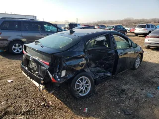 2019 Toyota Prius L Eco with VIN JTDKARFU0K3087758, listed as a Copart auction lot 49034575 with 148,334 mi miles and Salvage Title. Bid and sale history available at carsss.com. Image 3.