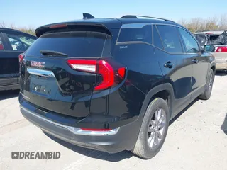 2023 GMC Terrain SLT z VIN 3GKALPEG4PL183995, wystawiony jako IAAI lot #40222049 z przebiegiem 18 875 mil mil oraz . Historia ofert i sprzedaży dostępna na DreamBid. Obrazek 4.