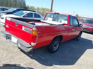 1995 Nissan Trucks 2WD with VIN 1N6SD16S1SC397079, listed as a IAAI auction lot 42033280 with 280,782 mi miles. Bid and sale history available at carsss.com. Image 4.
