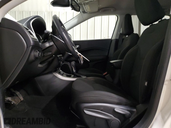 2019 Jeep Compass Sport with VIN 3C4NJDAB2KT598513, listed as a Copart auction lot 83871674 with 65,193 mi miles and Salvage title. Bid and sale history available at DreamBid. Image 7.