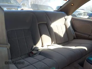 1995 Ford Thunderbird LX with VIN 1FALP62W9SH206490, listed as a IAAI auction lot 41744430 with 111,365 mi miles. Bid and sale history available at carsss.com. Image 8.