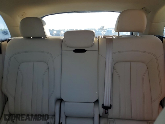 2022 Audi Q5 Premium Plus z VIN WA1BBAFY2N2085872, wystawiony jako Copart lot #74115654 z przebiegiem Nie podano mil oraz Szkoda całkowita • Salvage title. Historia ofert i sprzedaży dostępna na DreamBid. Obrazek 10.