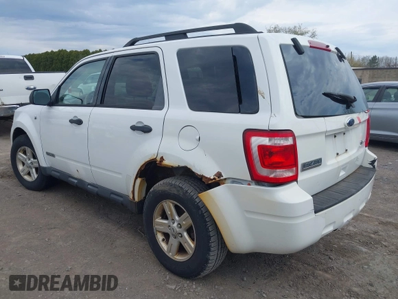 2008 Ford Escape Hybrid z VIN 1FMCU49H48KB66079, wystawiony jako IAAI lot #42113471 z przebiegiem 181 185 mil mil oraz . Historia ofert i sprzedaży dostępna na DreamBid. Obrazek 3.
