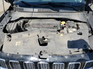 2018 Jeep Compass Latitude z VIN 3C4NJDBB3JT142940, wystawiony jako Copart lot #56306475 z przebiegiem 75 387 mil mil oraz Szkoda całkowita • Salvage title. Historia ofert i sprzedaży dostępna na DreamBid. Obrazek 12.