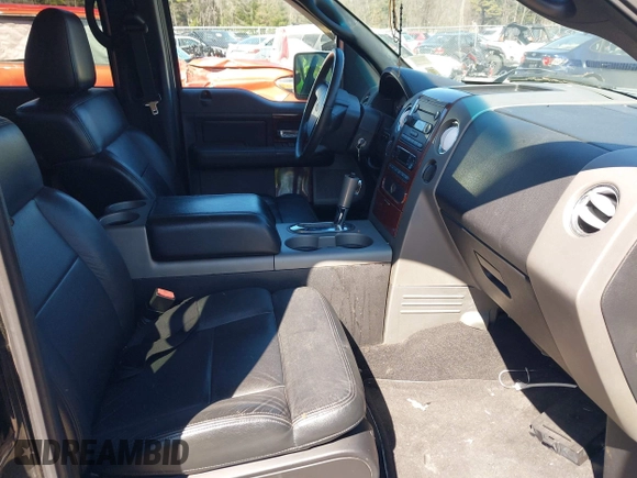 2006 Ford F-150 XLT with VIN 1FTPW14586KC90896, listed as a IAAI auction lot 41910761 with 115,657 mi miles. Bid and sale history available at carsss.com. Image 5.