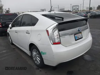 2014 Toyota Prius с VIN JTDKN3DP3E3057821, выставлен на аукционе IAAI как лот 41880152 с пробегом 84 000 миль миль и . История ставок и продаж доступна на DreamBid. Изображение 3.