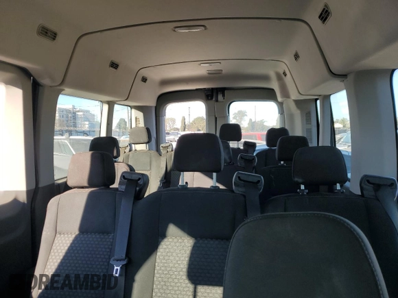 2020 Ford Transit Passenger XL z VIN 1FBAX2C80LKB39409, wystawiony jako Copart lot #42410745 z przebiegiem 27 913 mil mil oraz Szkoda całkowita • Salvage title. Historia ofert i sprzedaży dostępna na DreamBid. Obrazek 10.