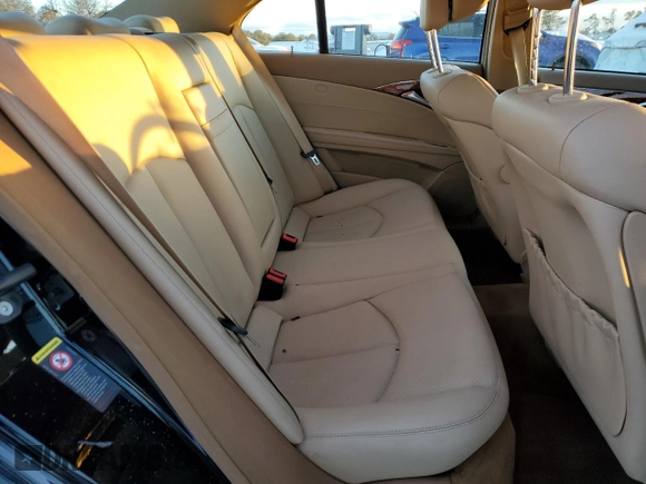 2008 Mercedes-Benz E 350 Luxury z VIN WDBUF87X58B204518, wystawiony jako Copart lot #87704065 z przebiegiem 38 939 mil mil oraz Nie do naprawy • Non repairable. Historia ofert i sprzedaży dostępna na DreamBid. Obrazek 10.